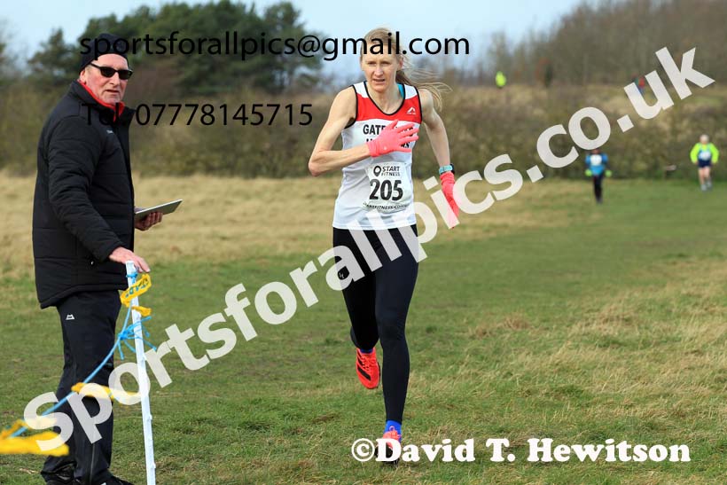 Womens and mens 35 to 65 plus, 2022 NEMAA Open Cross Country Champs., Wallsend, Tyne and Wear. Photo: David T. Hewitson/Sports for All Pics